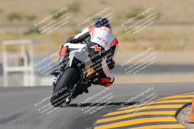 media/Oct-08-2022-SoCal Trackdays (Sat) [[1fc3beec89]]/Turn 11 Backside (1145am)/